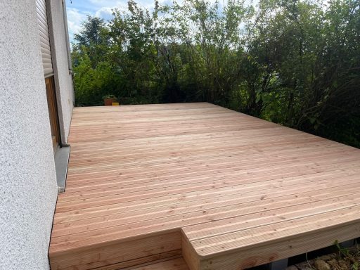 Holzterrasse
